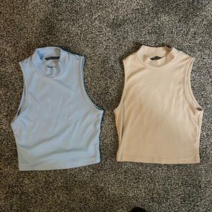 Set of two high neck crop tops